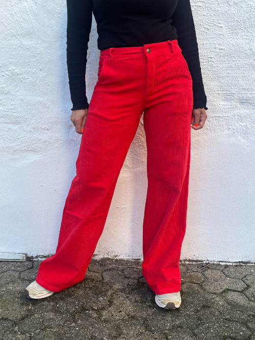 BC Cora Corduroy Box Pants Red